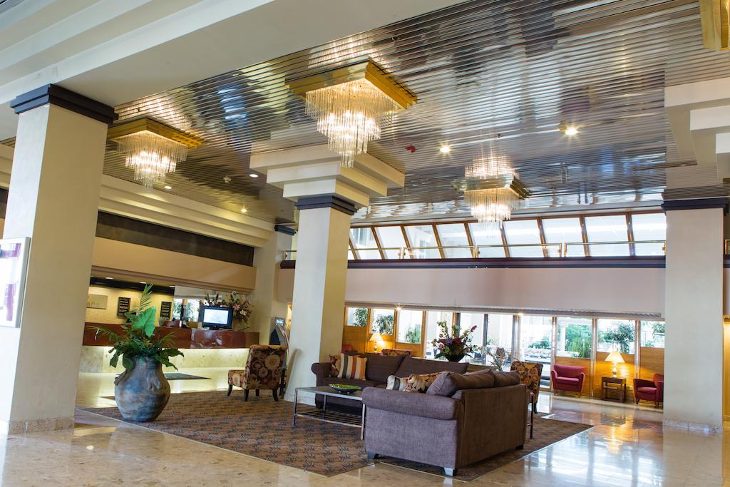 Courtyard By Marriott Toledo West Hotell Exteriör bild
